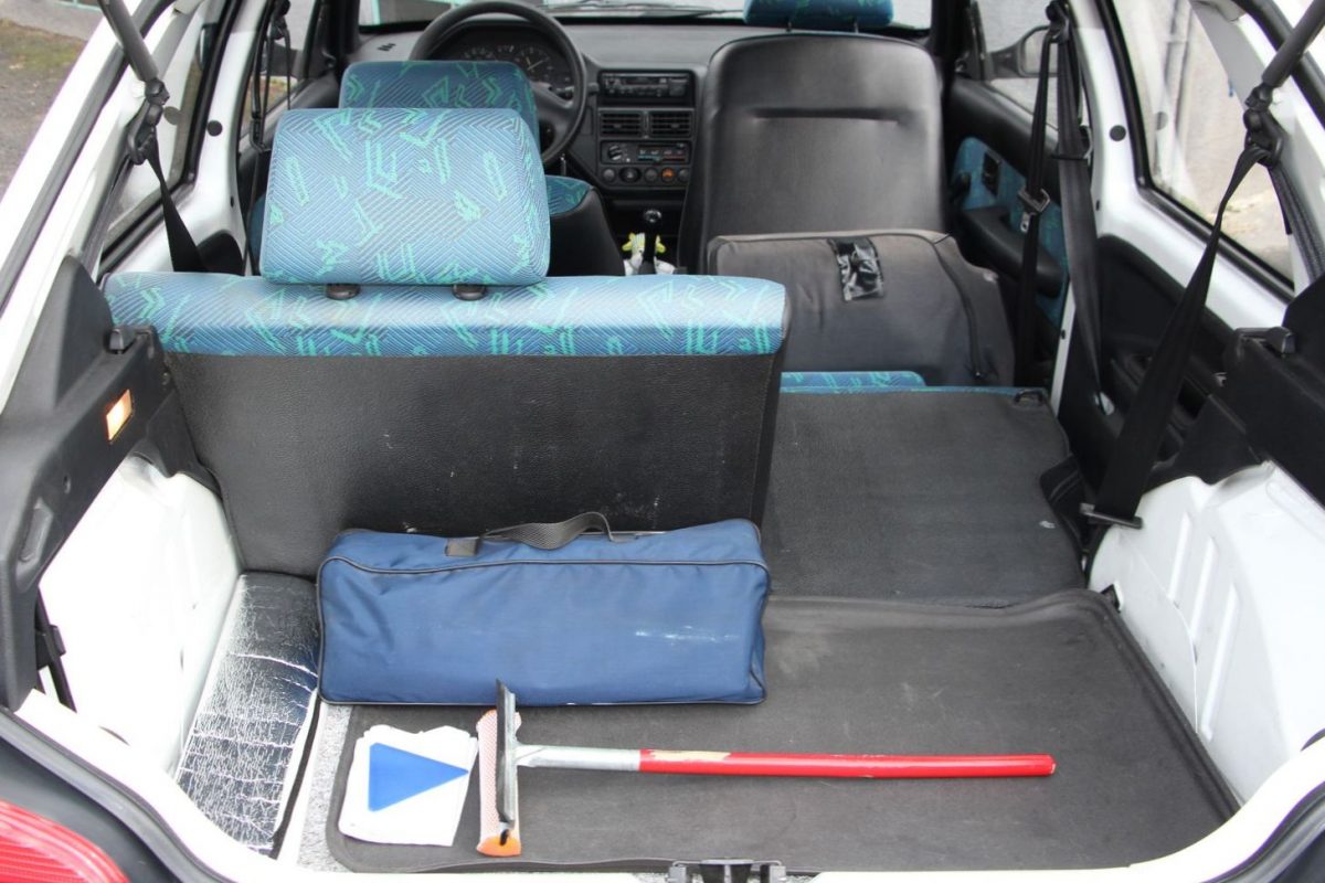 PEUGEOT 106