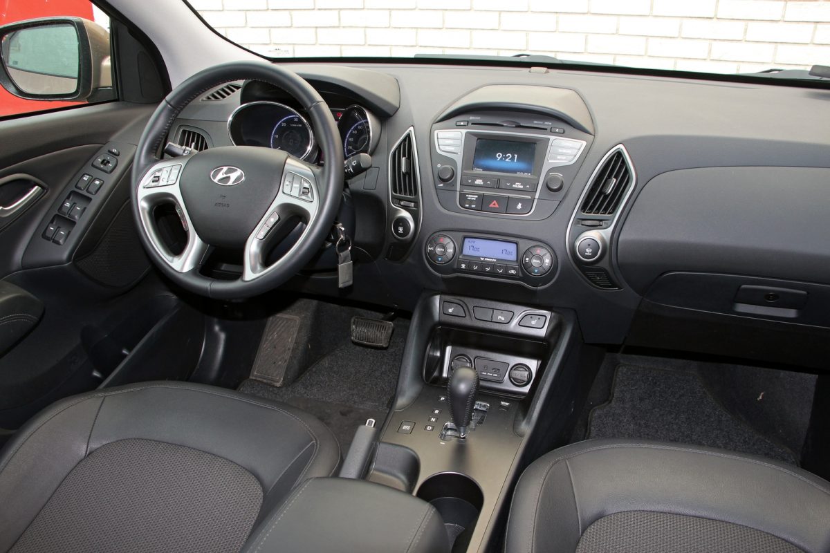 HYUNDAI
