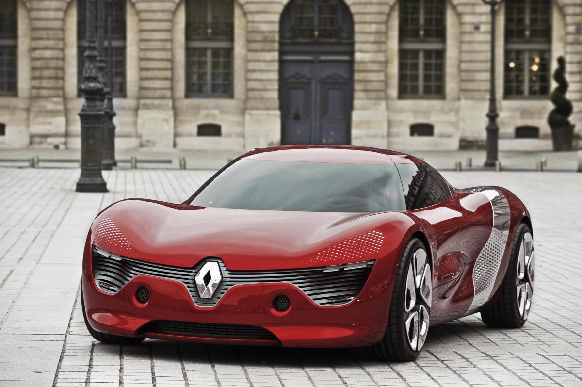 RENAULT