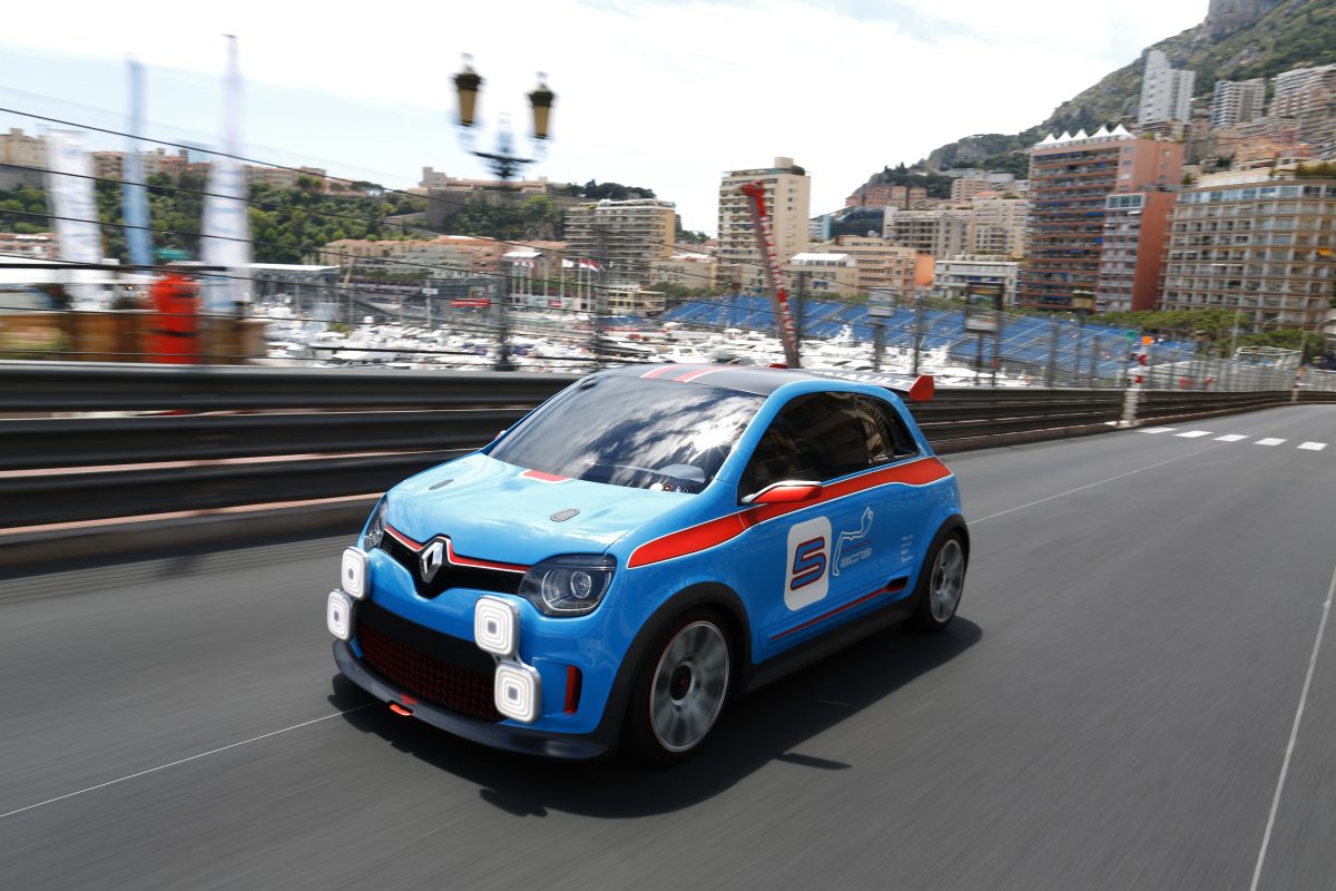 RENAULT