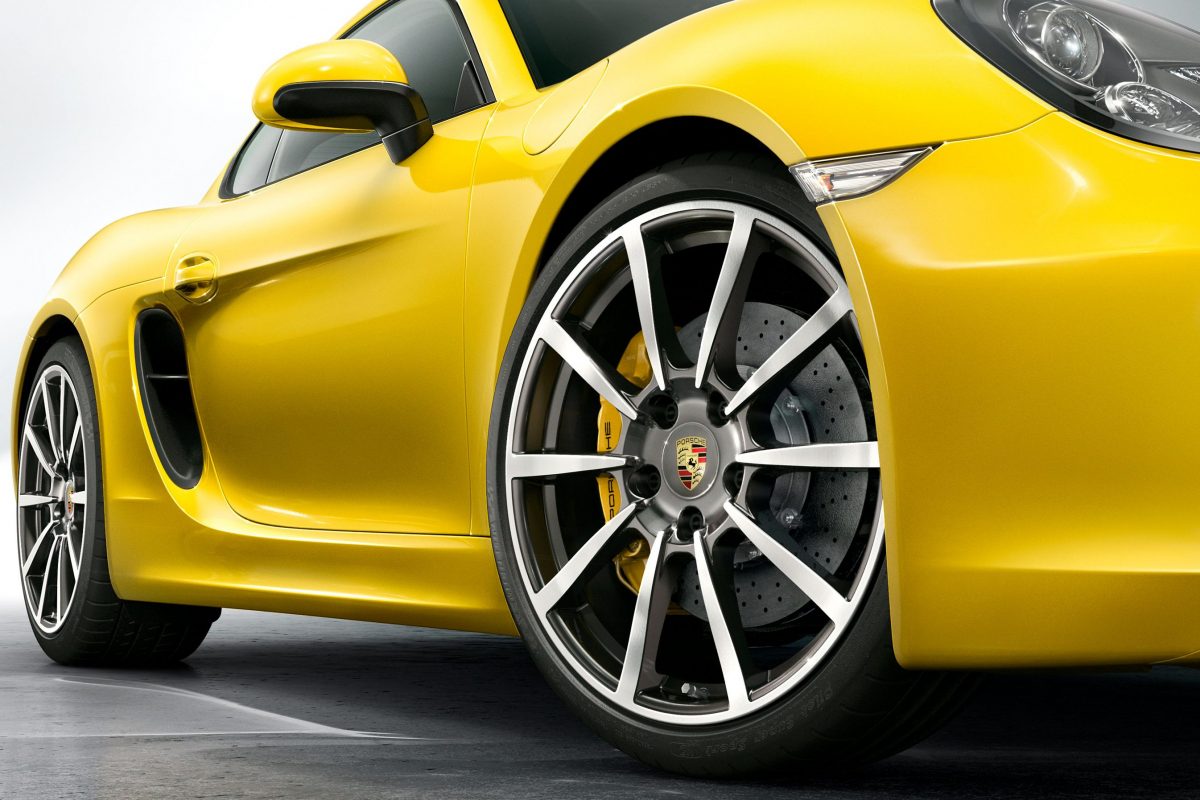 PORSCHE