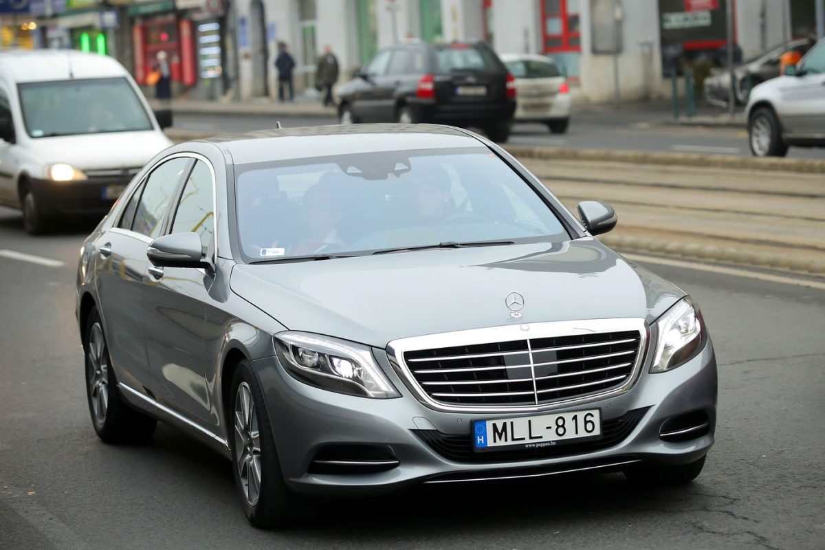 MERCEDES-BENZ
