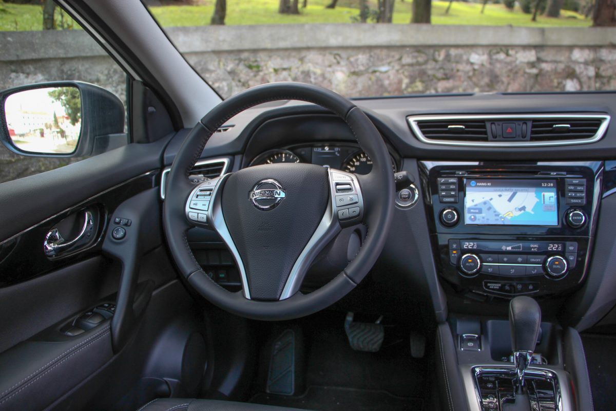 NISSAN QASHQAI