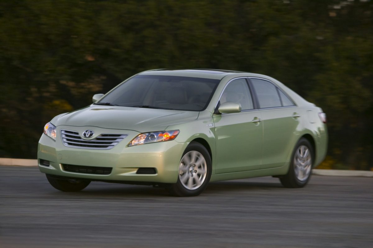 TOYOTA CAMRY