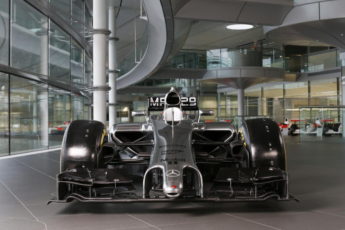 MERCEDES-BENZ