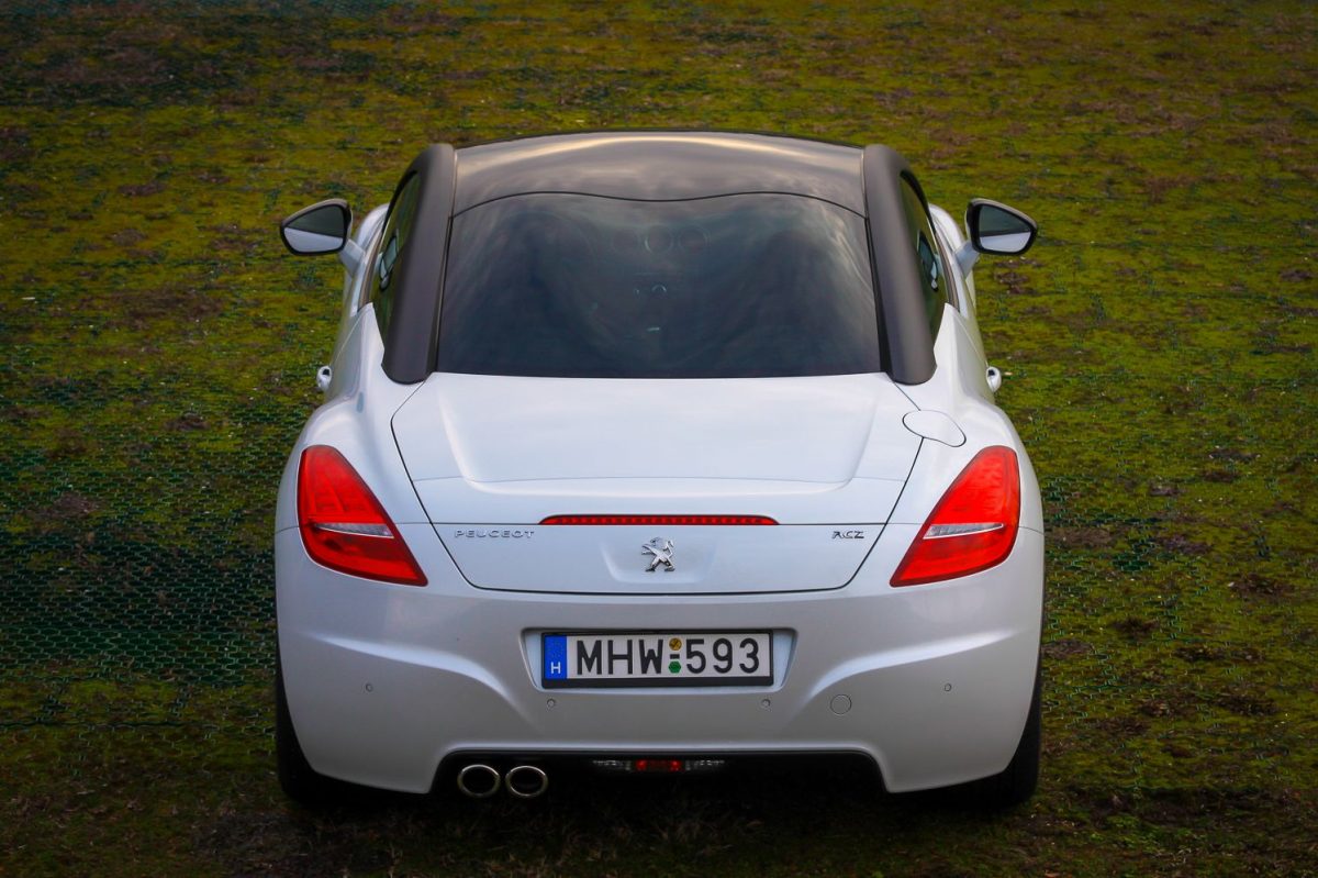 PEUGEOT RCZ