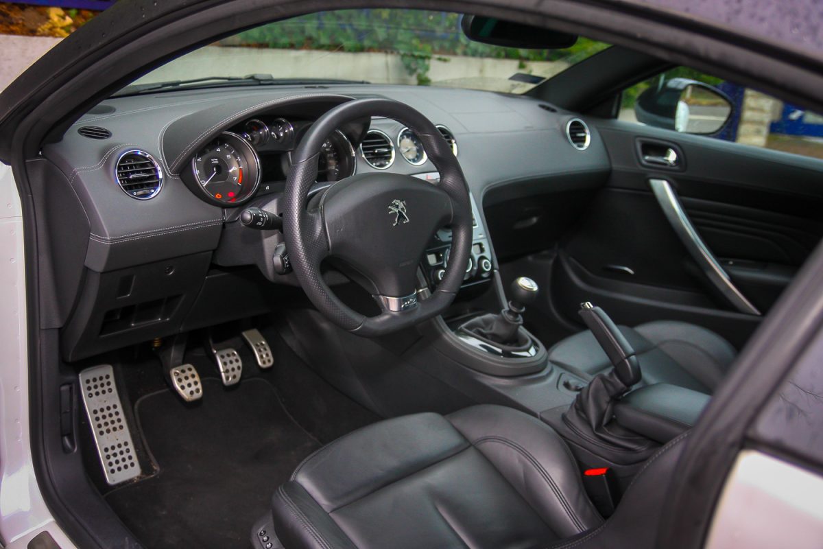 PEUGEOT RCZ