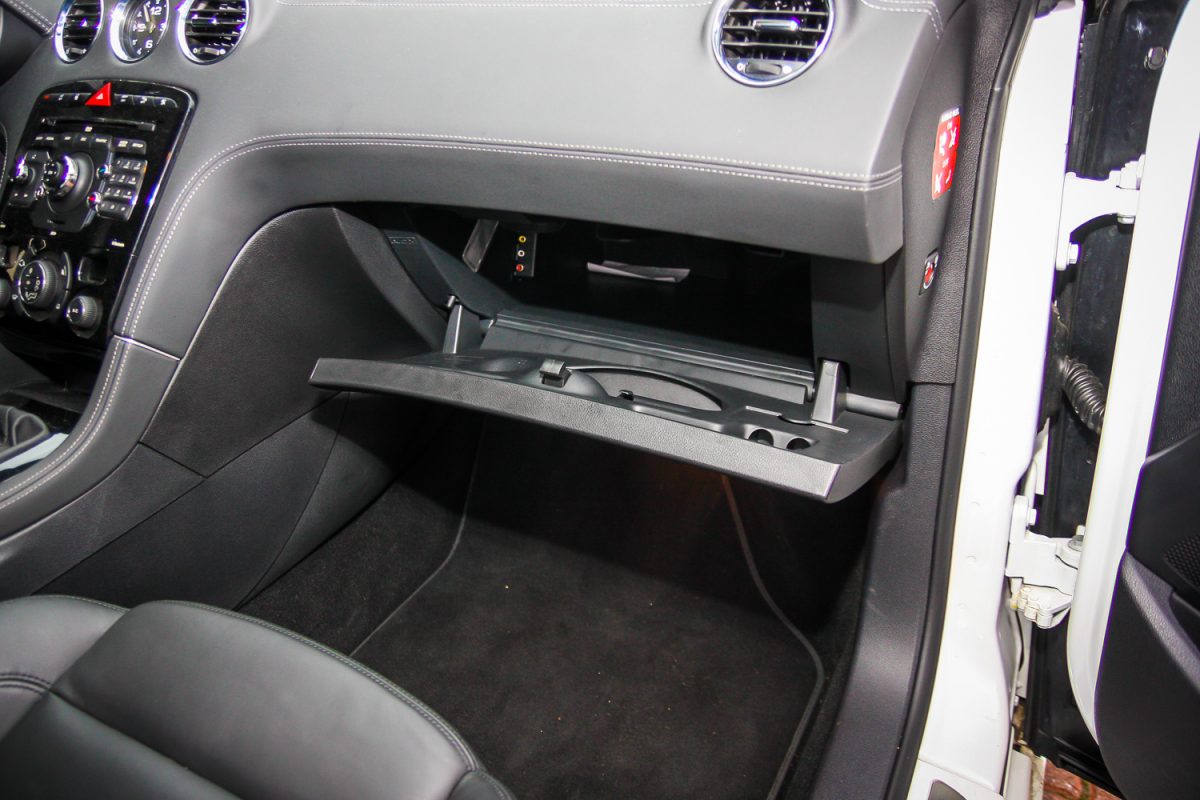 PEUGEOT RCZ