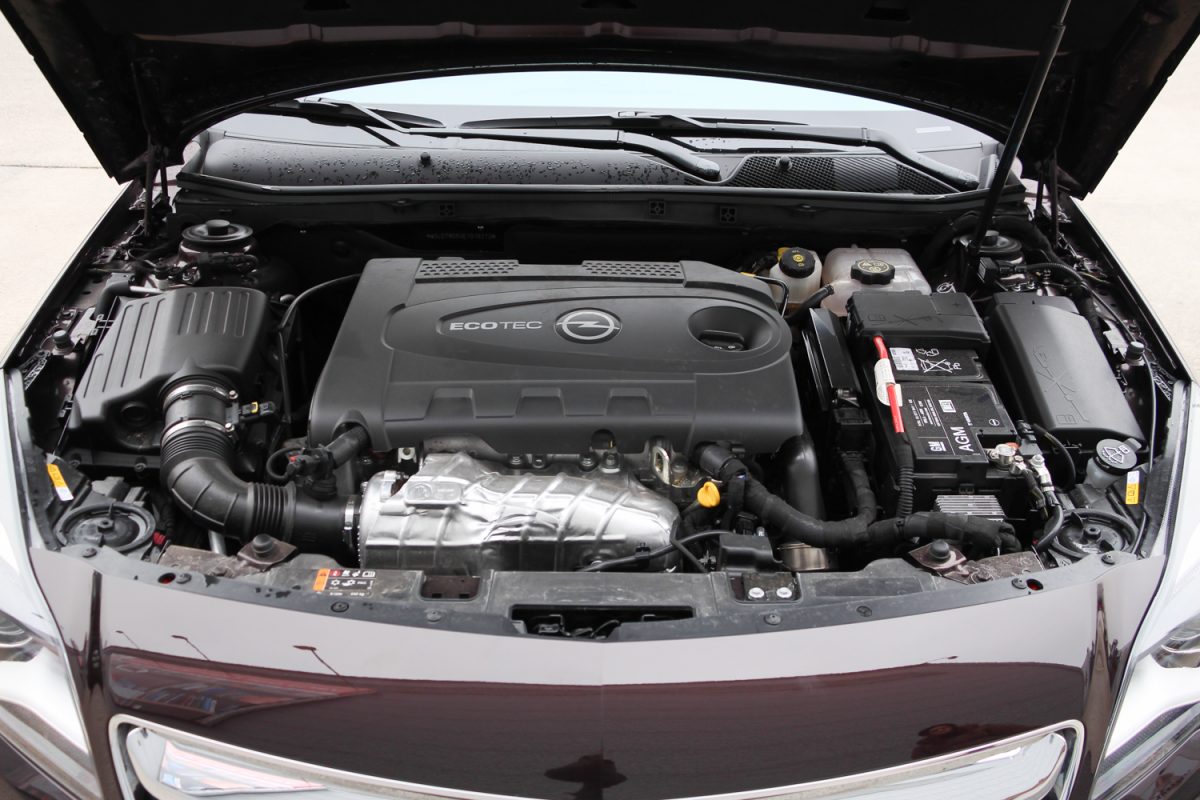 OPEL INSIGNIA