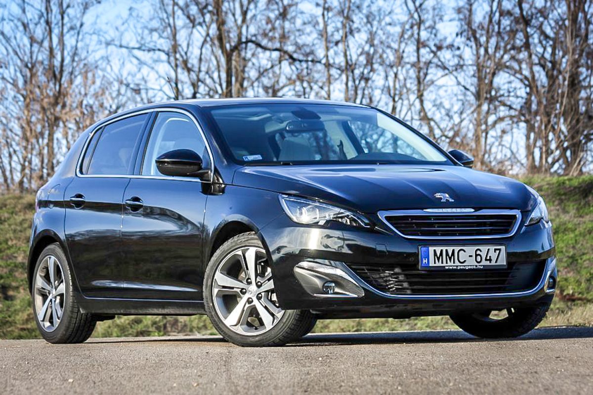 PEUGEOT 308