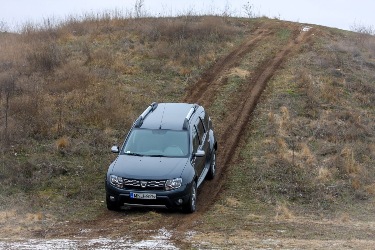 DACIA DUSTER
