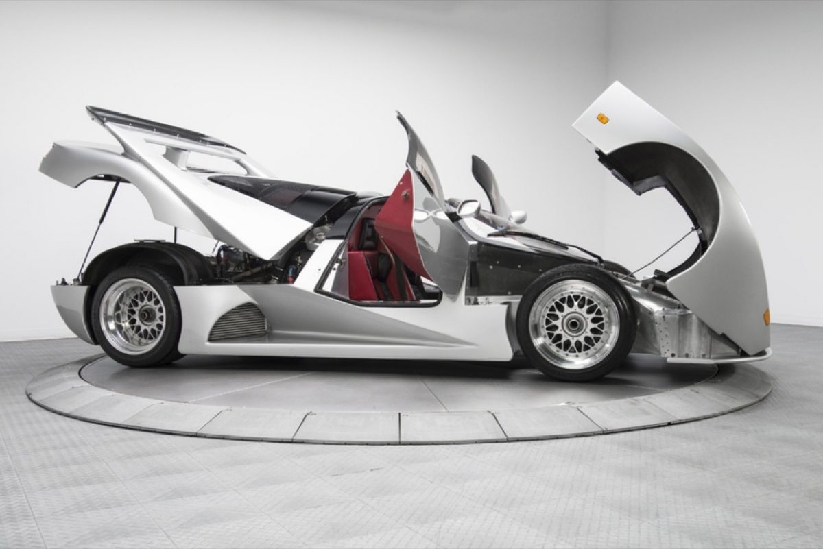 MERCEDES-BENZ