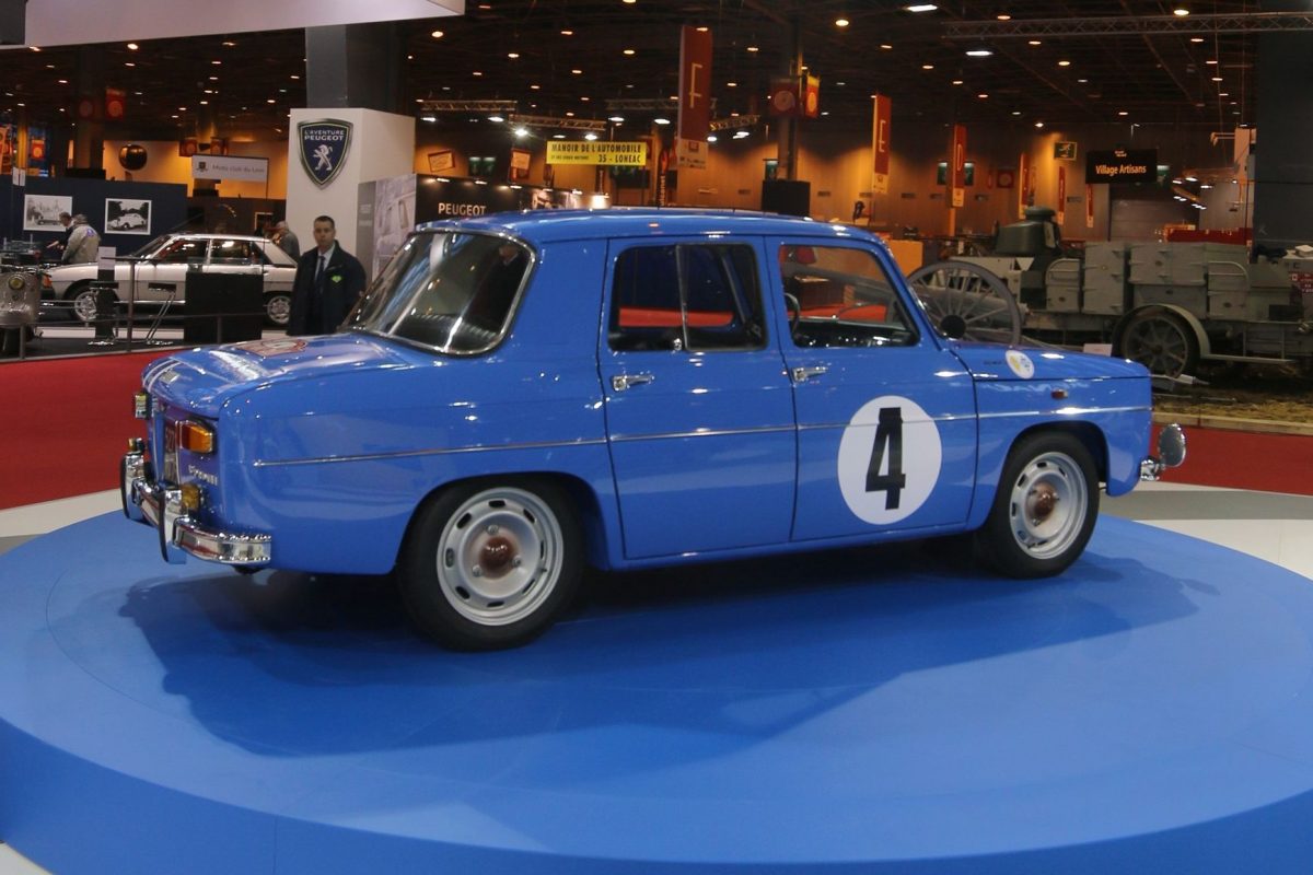 RENAULT