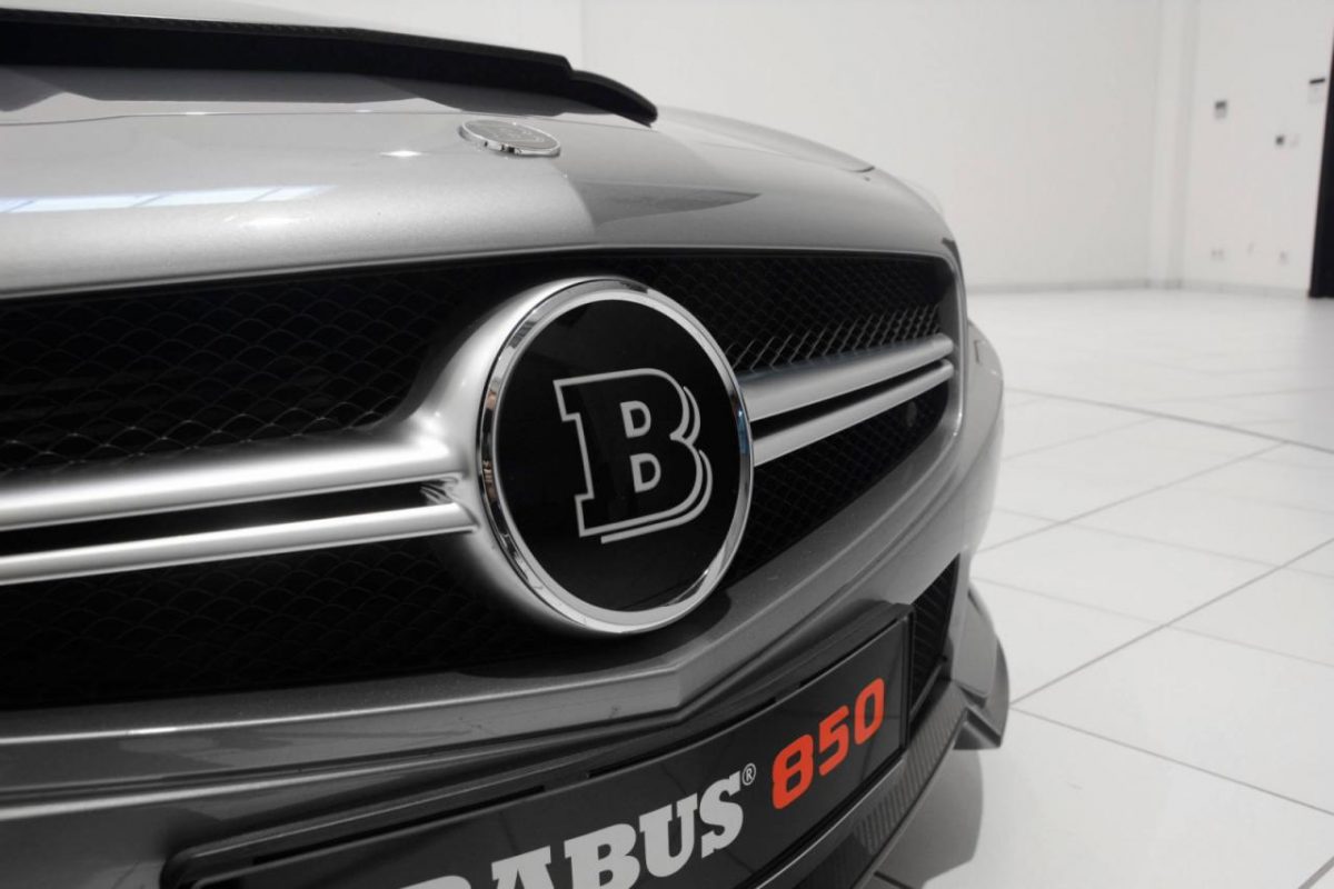 MERCEDES-BENZ