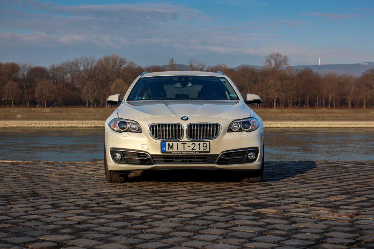 BMW 520