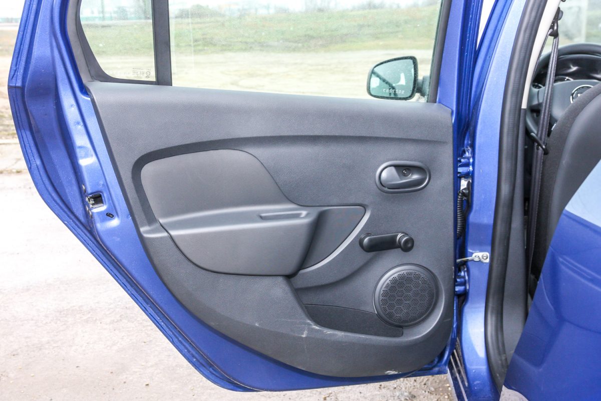 DACIA LOGAN