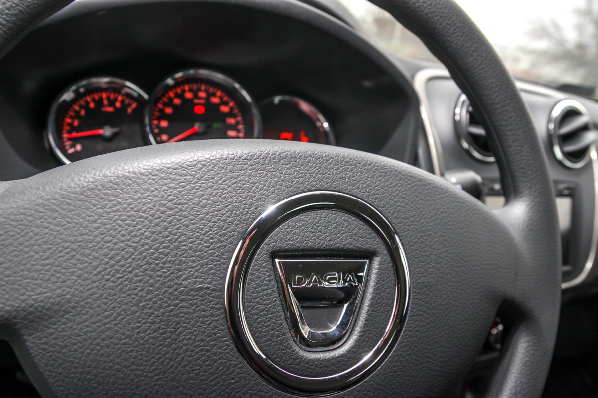 DACIA LOGAN