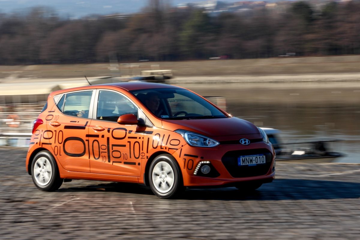 HYUNDAI I10