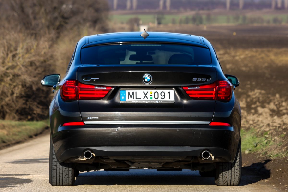 BMW 5-ÖS SOROZAT