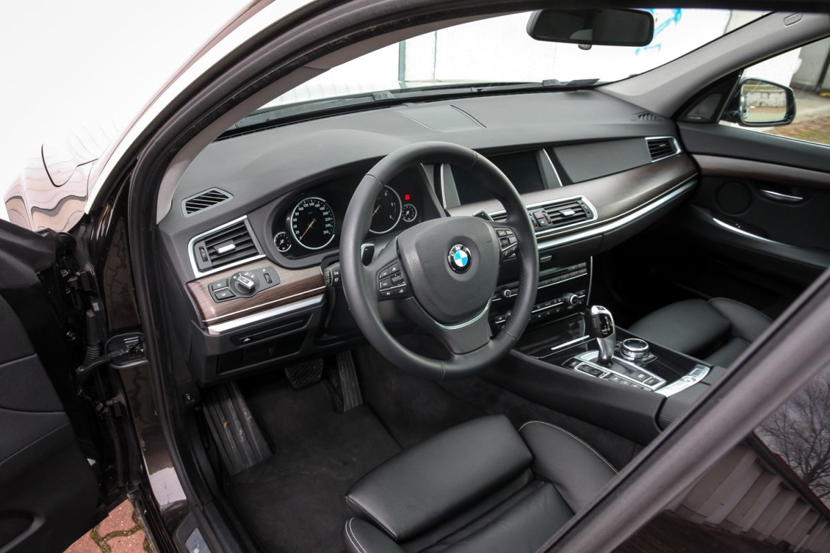 BMW 5-ÖS SOROZAT