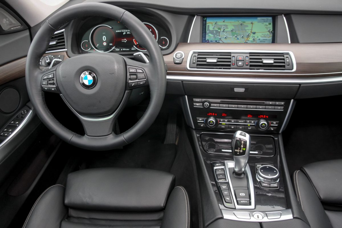 BMW 5-ÖS SOROZAT