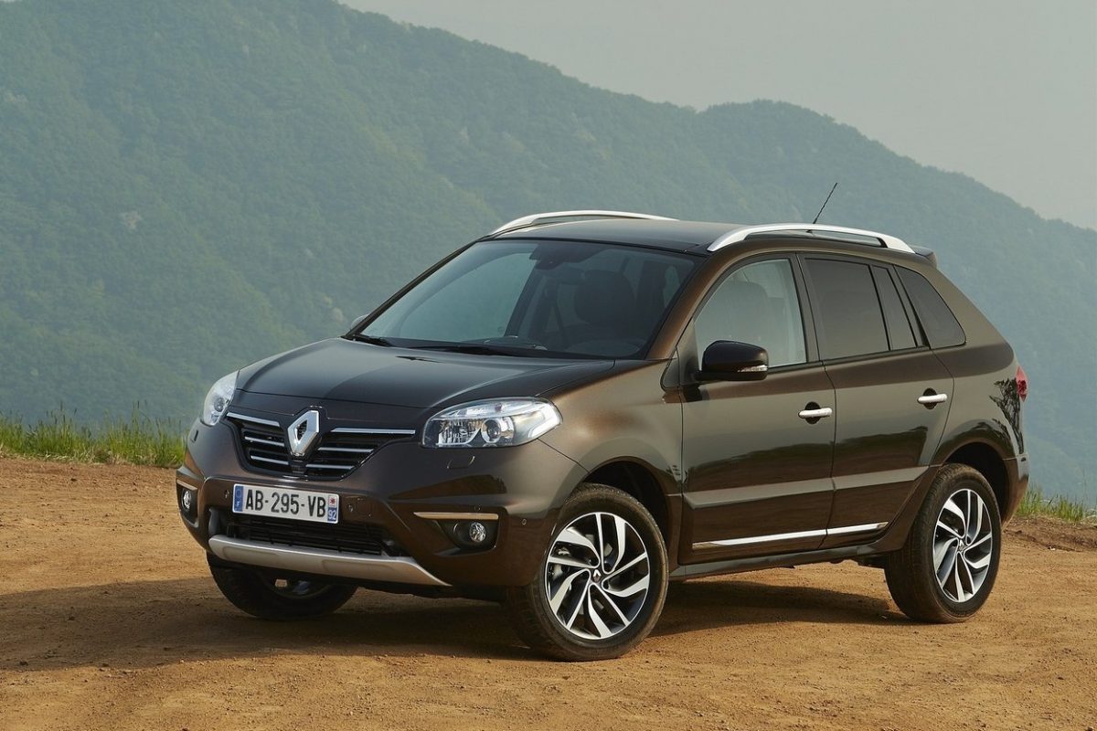 RENAULT