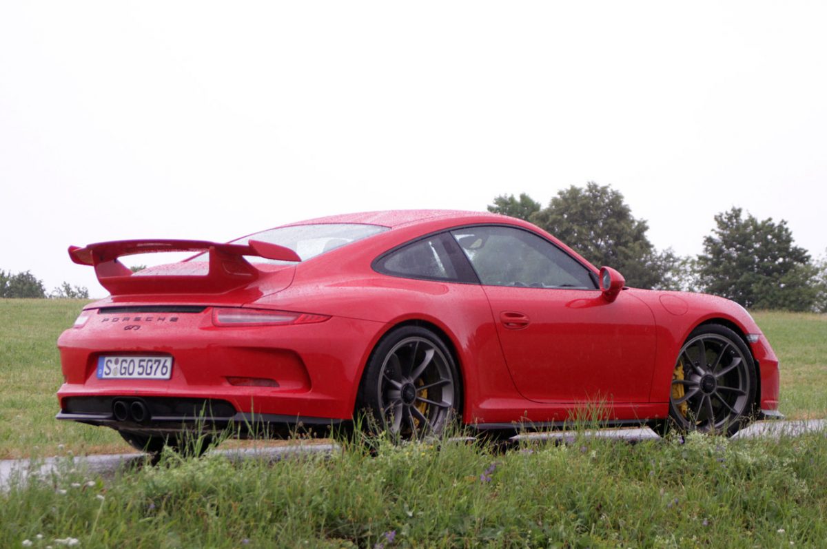 PORSCHE