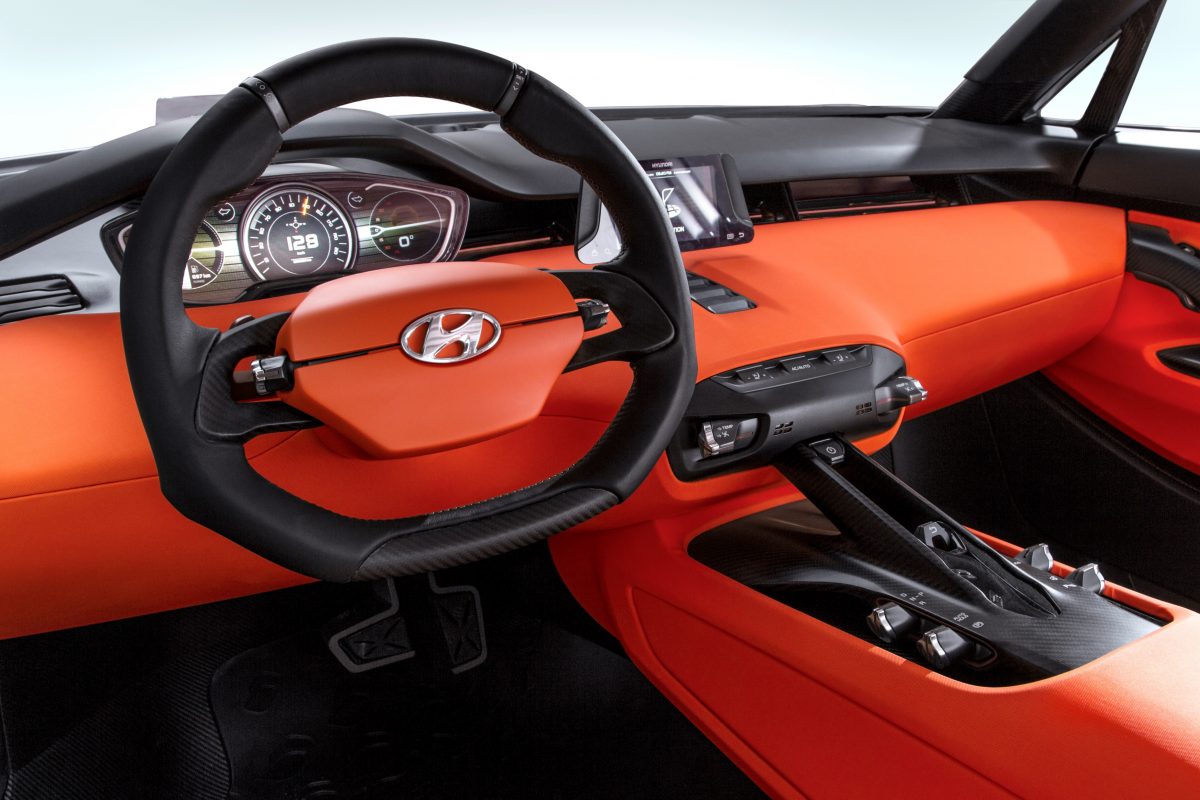 HYUNDAI