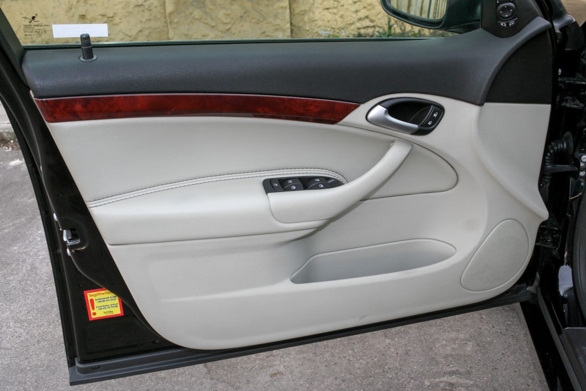 CADILLAC BLS