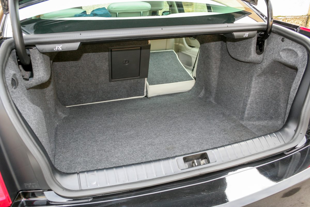 CADILLAC BLS