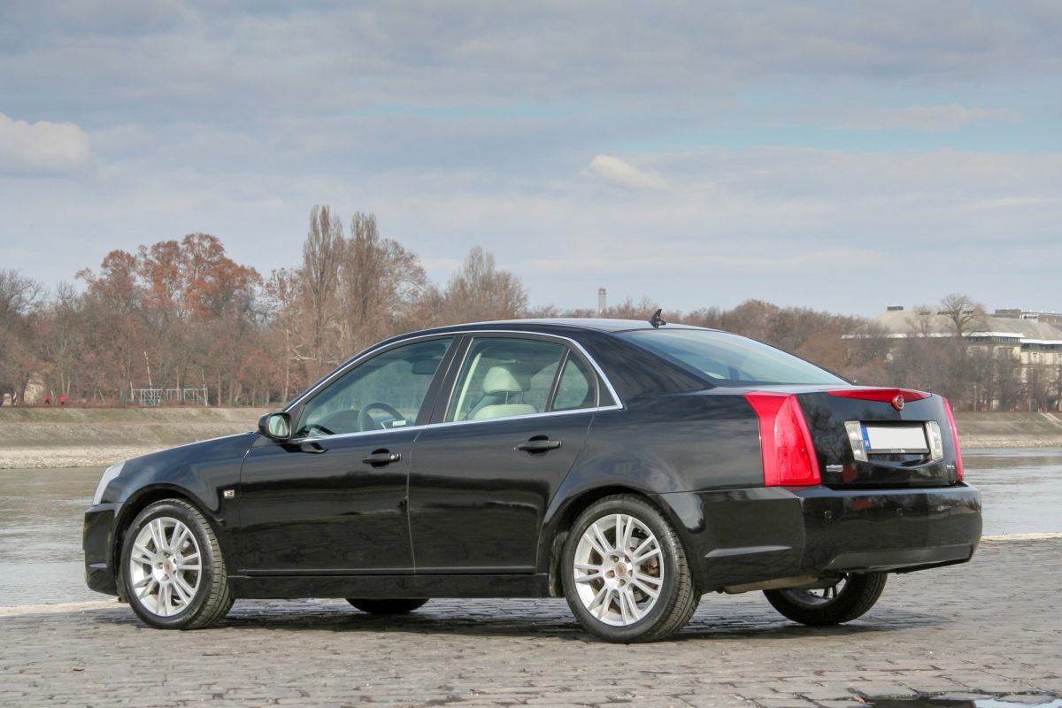 CADILLAC BLS