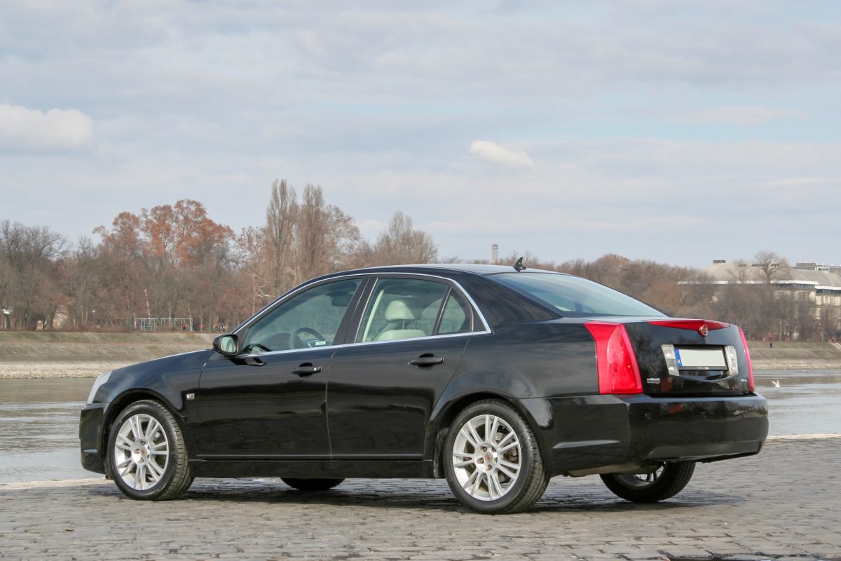 CADILLAC BLS