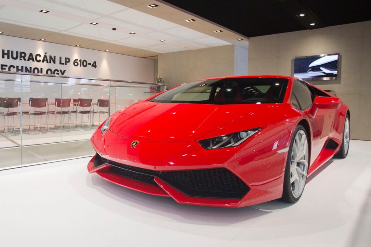 LAMBORGHINI