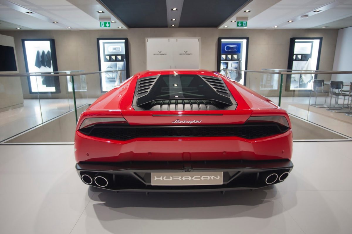 LAMBORGHINI