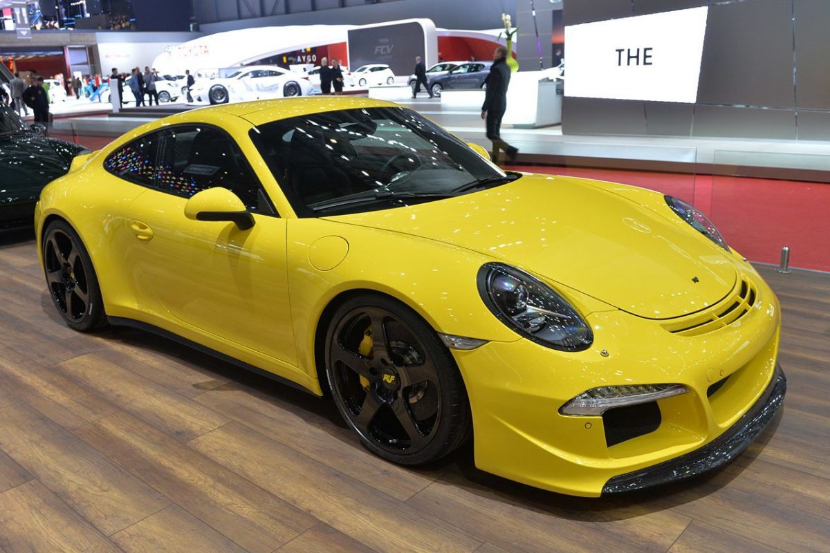 PORSCHE