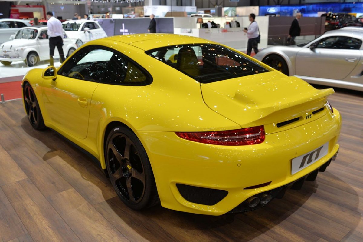 PORSCHE