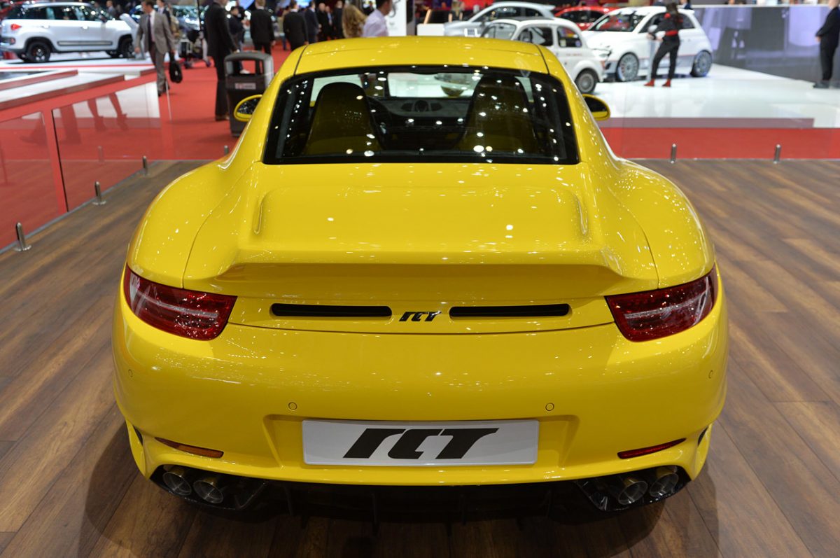 PORSCHE