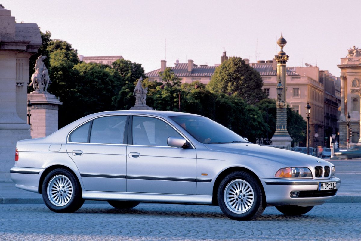 MERCEDES-BENZ