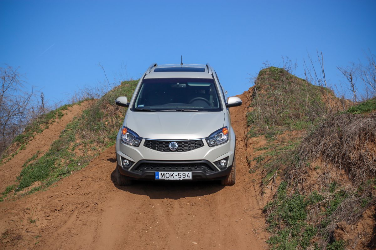 SSANGYONG KORANDO