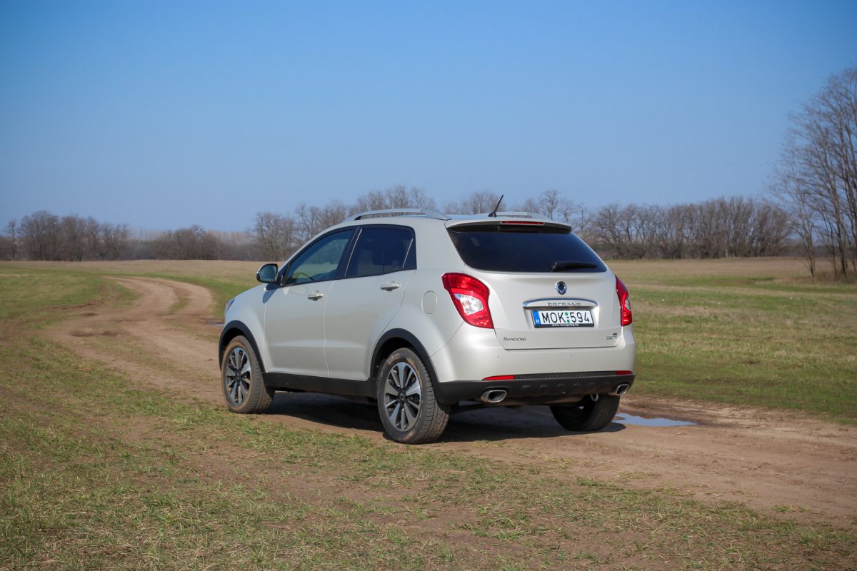 SSANGYONG KORANDO