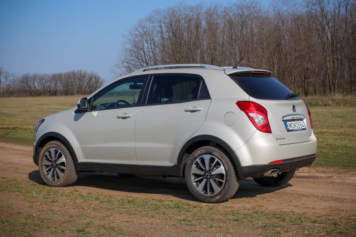 SSANGYONG KORANDO
