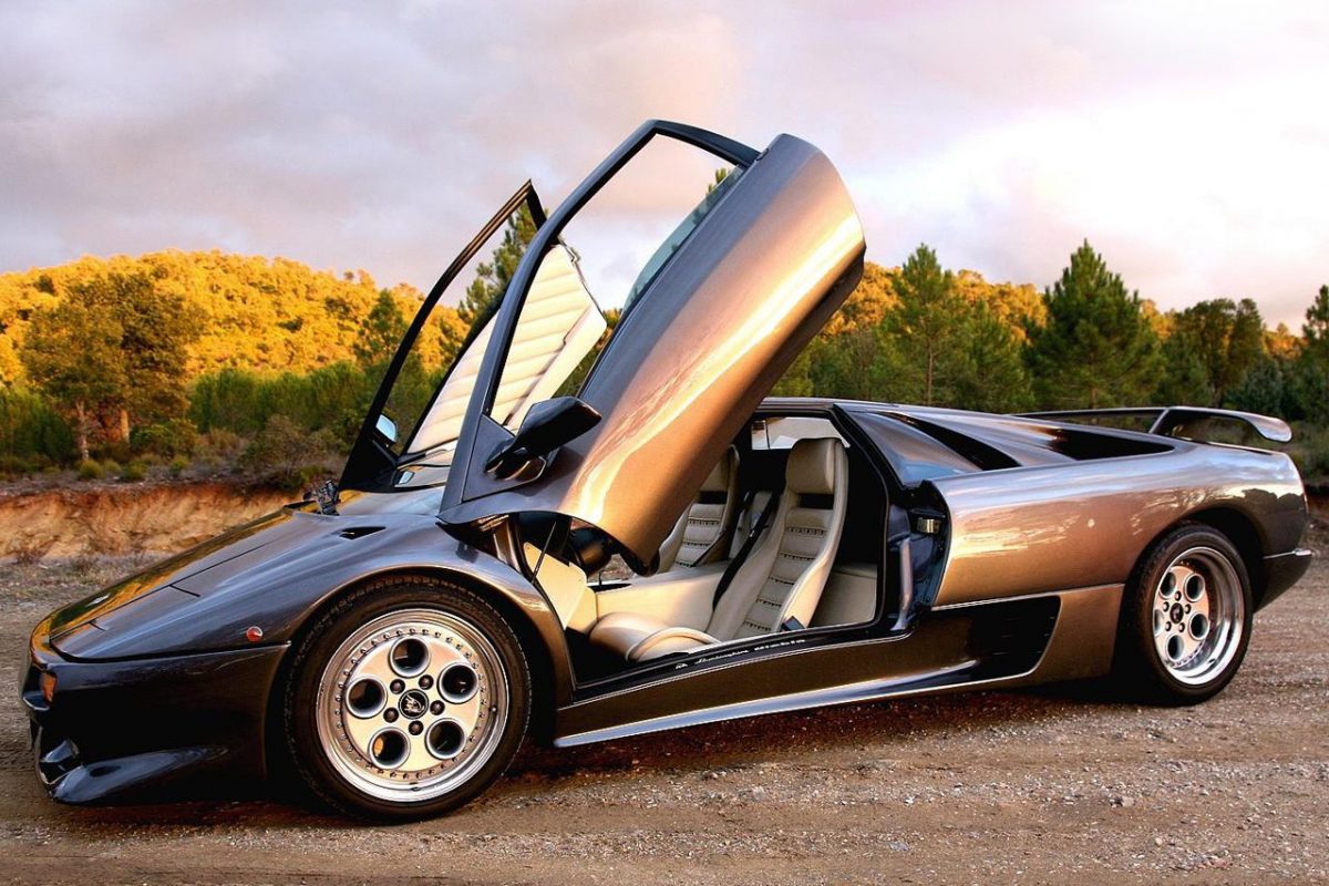 LAMBORGHINI
