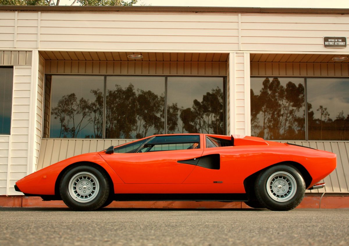 LAMBORGHINI