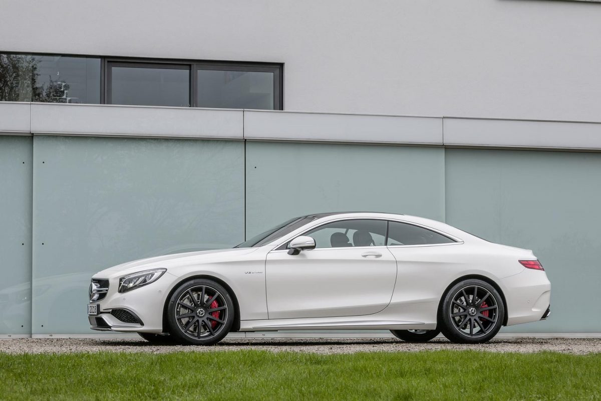 MERCEDES-BENZ