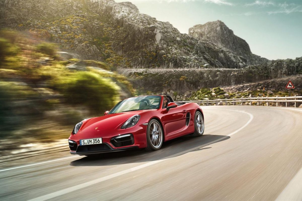 PORSCHE
