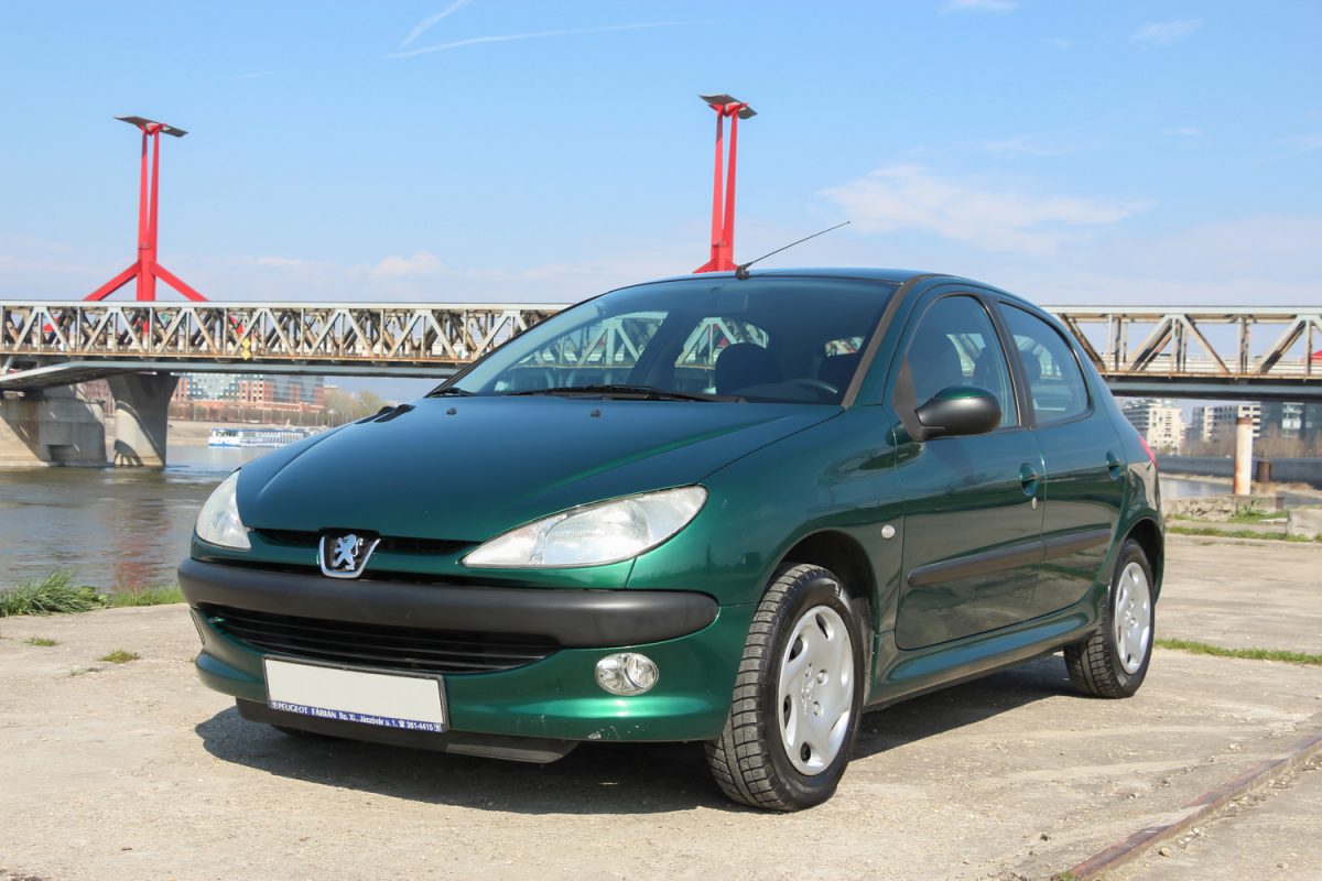 PEUGEOT
