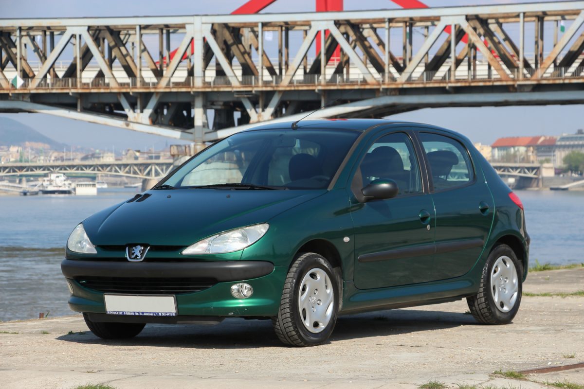 PEUGEOT