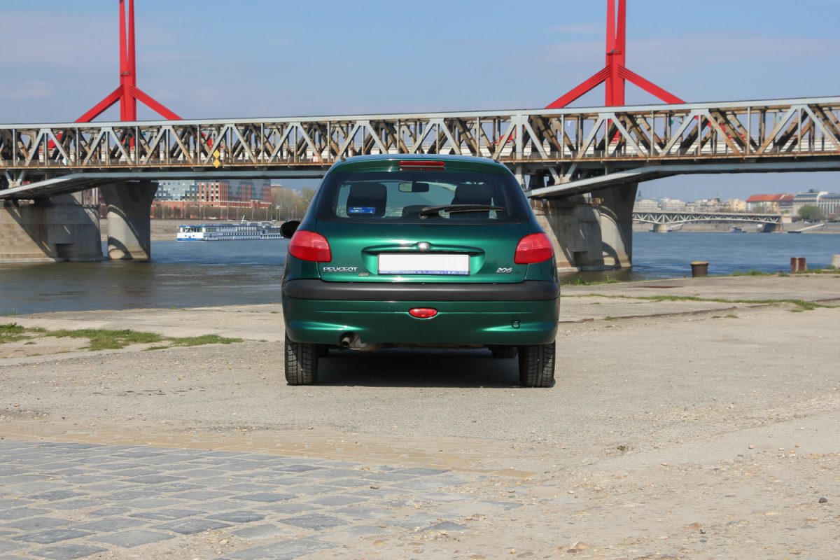 PEUGEOT