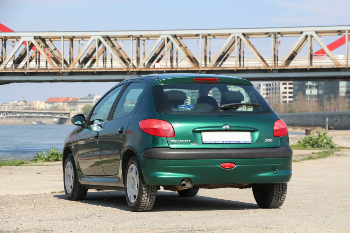 PEUGEOT