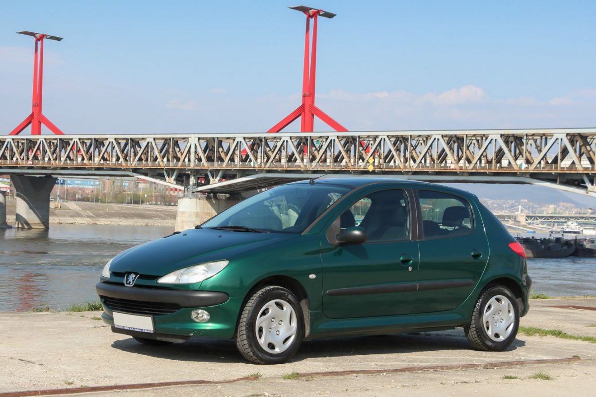 PEUGEOT